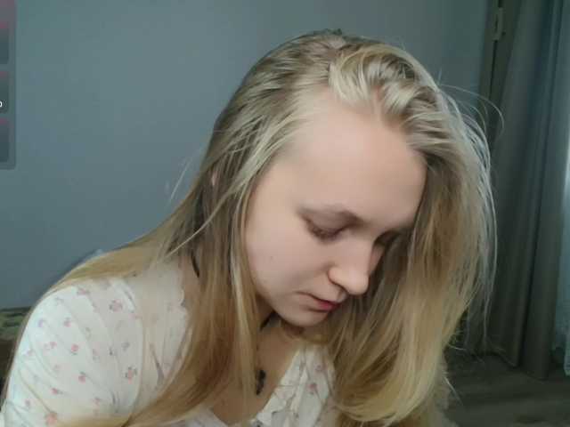 Alex-7595 live cam on BongaCams
