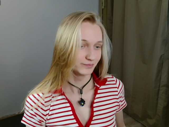 Alex-7595's BongaCams show and profile