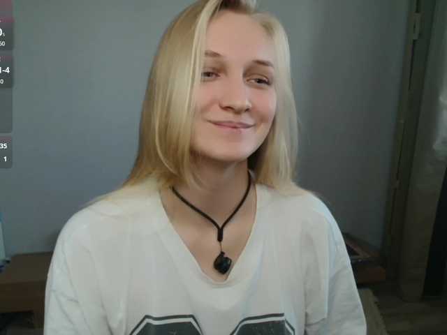 Alex-7595 live cam on BongaCams