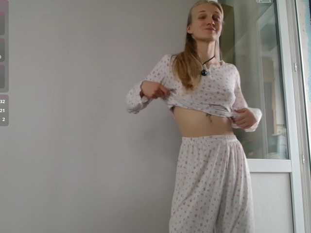 alex-7595 cam belle
