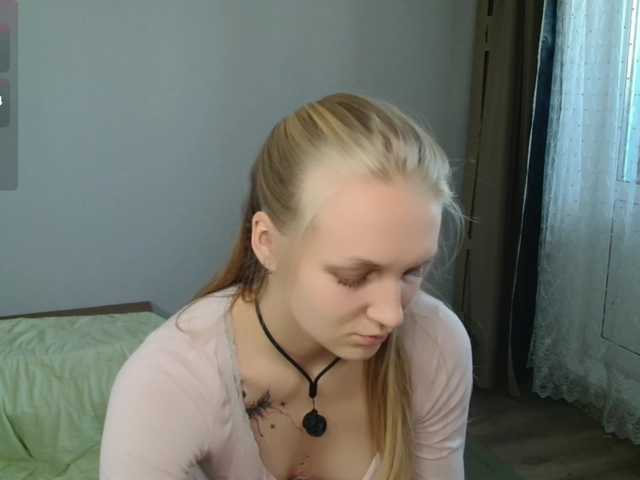 Alex-7595 live cam on BongaCams