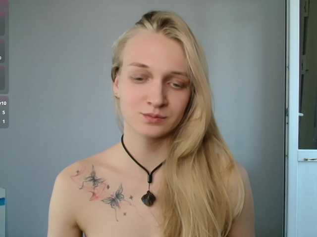Alex-7595 live cam on BongaCams