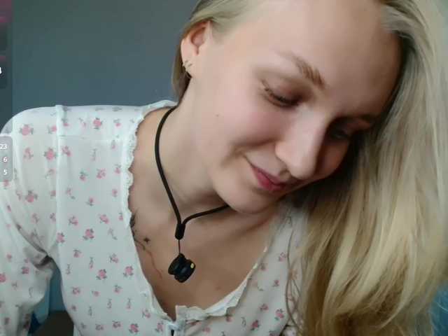 Alex-7595 live cam on BongaCams