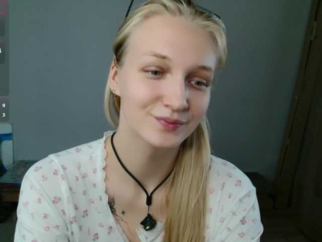 Alex-7595 live cam on BongaCams