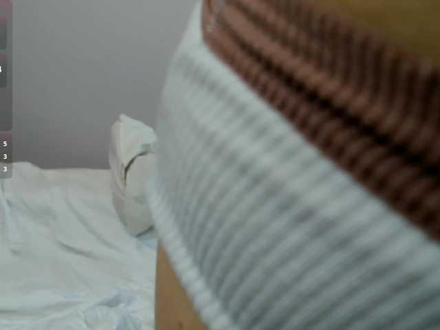 Alex-7595 live cam on BongaCams