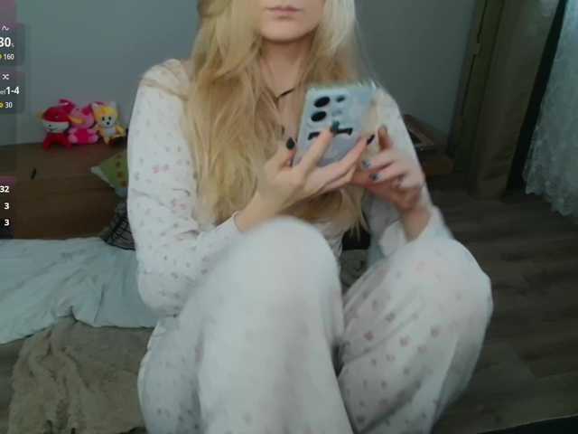 Alex-7595 live cam on BongaCams
