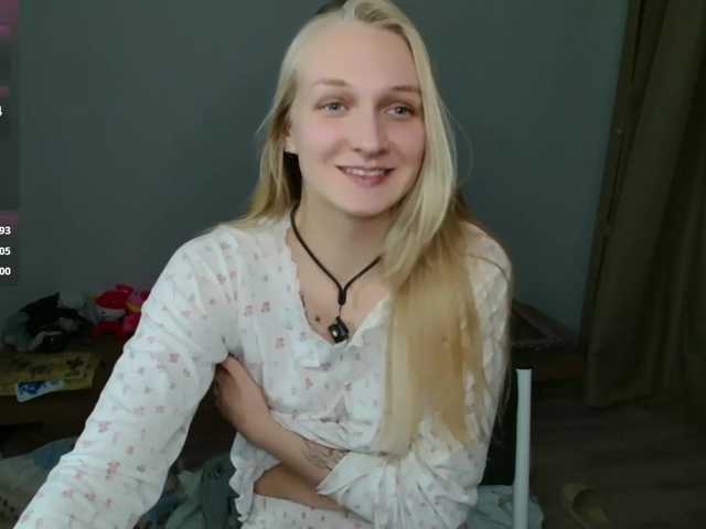 Alex-7595 live cam on BongaCams