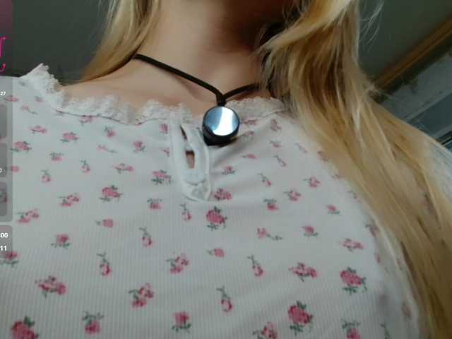 Alex-7595 live cam on BongaCams