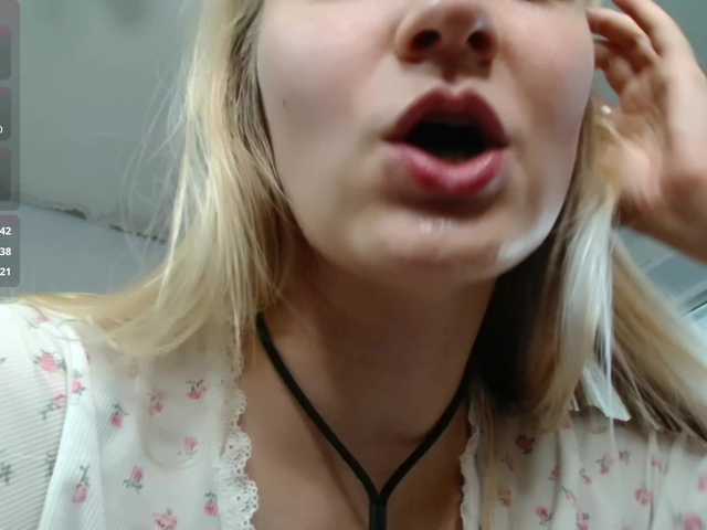 Alex-7595 live cam on BongaCams