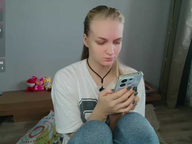 Alex-7595 live cam on BongaCams