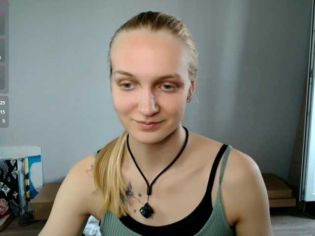Alex-7595 live cam on BongaCams