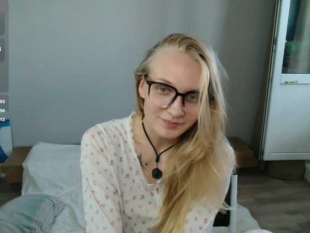 Alex-7595 live cam on BongaCams