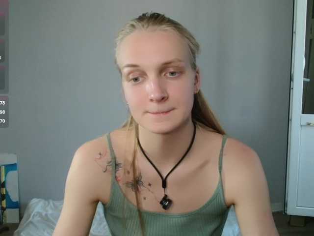 Alex-7595 live cam on BongaCams