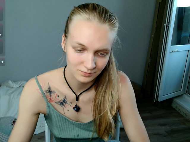 Alex-7595 live cam on BongaCams