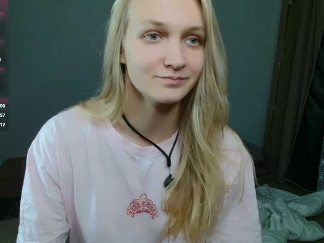 Alex-7595 live cam on BongaCams