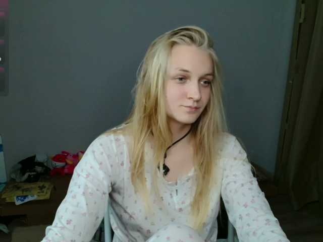 Alex-7595 live cam on BongaCams