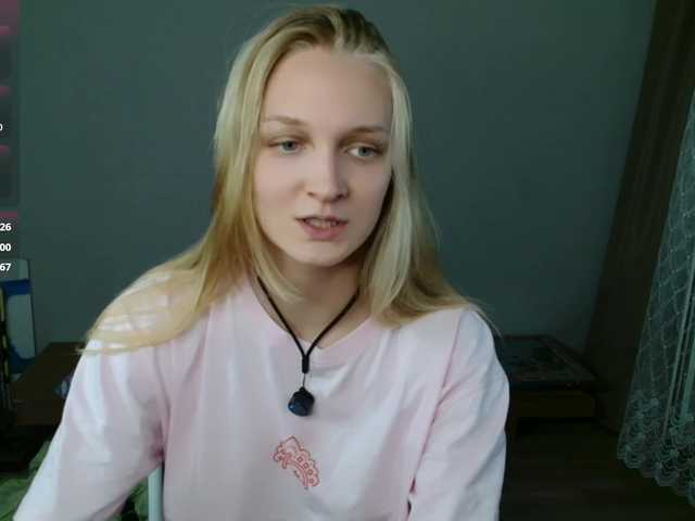 Alex-7595 live cam on BongaCams
