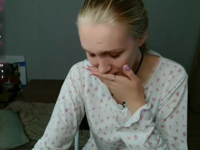 Alex-7595 live cam on BongaCams
