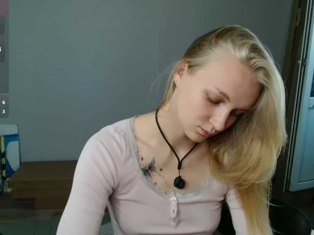 Alex-7595 live cam on BongaCams