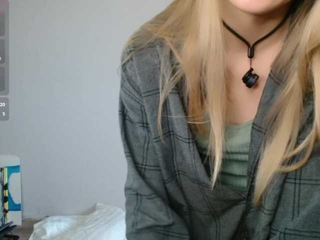 Alex-7595 live cam on BongaCams