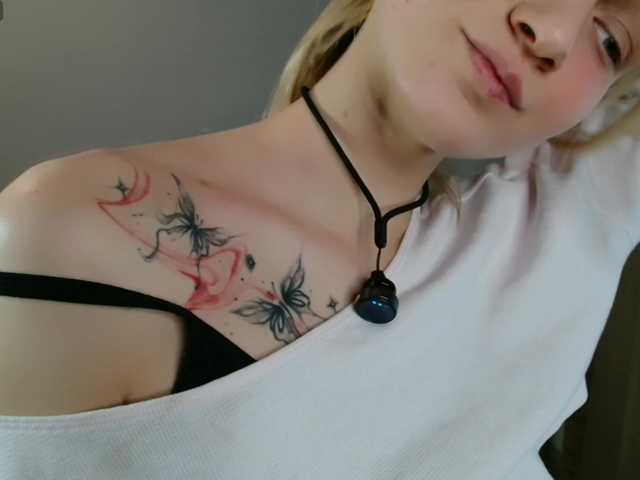 Alex-7595's BongaCams show and profile