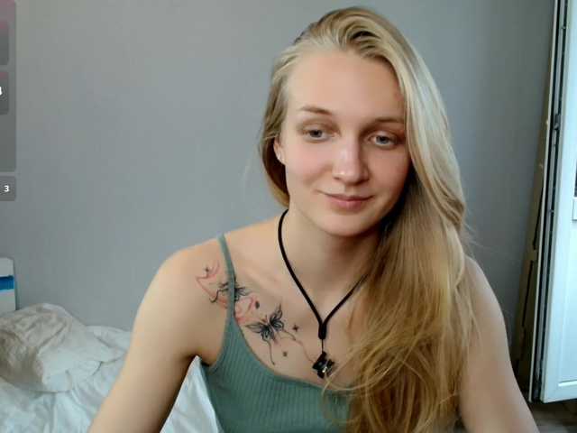 Alex-7595 live cam on BongaCams