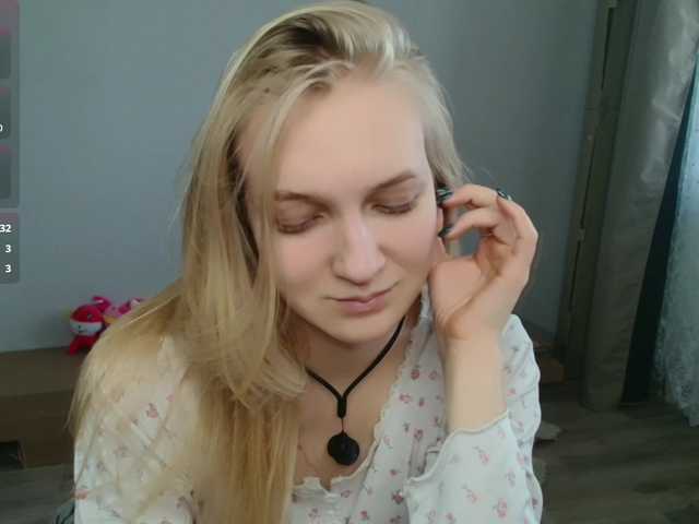 Alex-7595 live cam on BongaCams