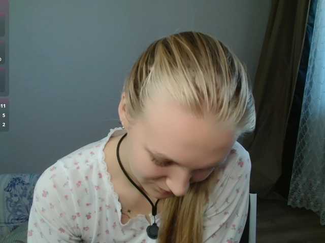 Alex-7595 live cam on BongaCams