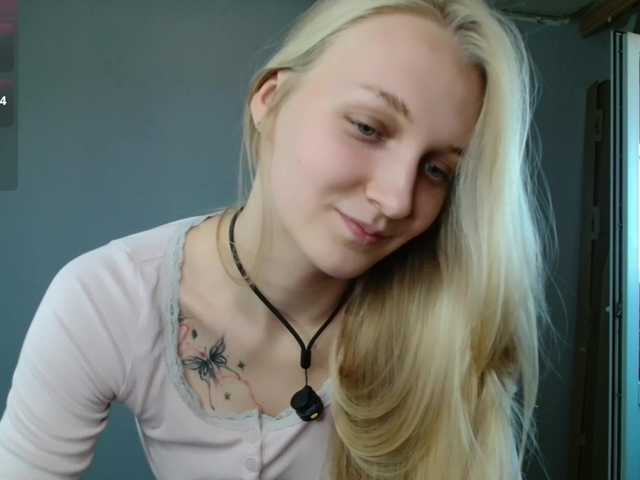 Alex-7595 live cam on BongaCams