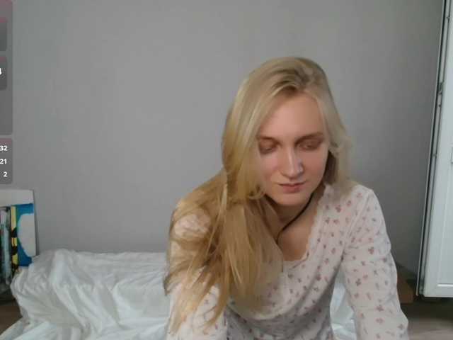 Alex-7595 live cam on BongaCams