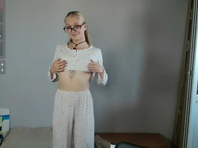 Alex-7595 live cam on BongaCams