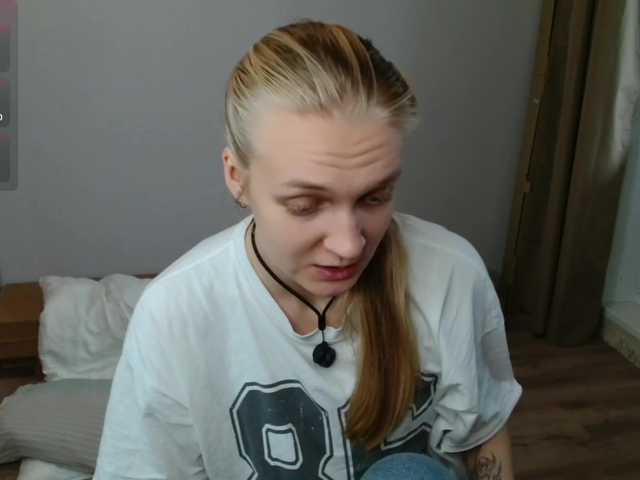 Alex-7595 live cam on BongaCams