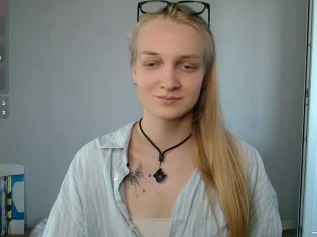 Alex-7595 live cam on BongaCams