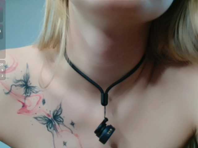 Alex-7595 live cam on BongaCams
