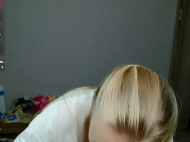 Alex-7595 live cam on BongaCams