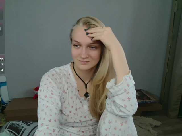 Alex-7595 live cam on BongaCams