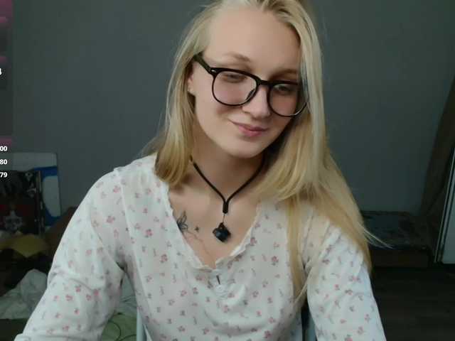 Alex-7595 live cam on BongaCams