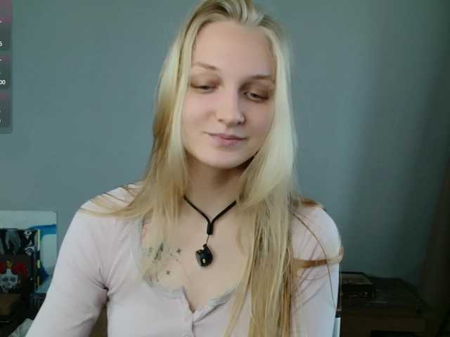 Alex-7595 live cam on BongaCams
