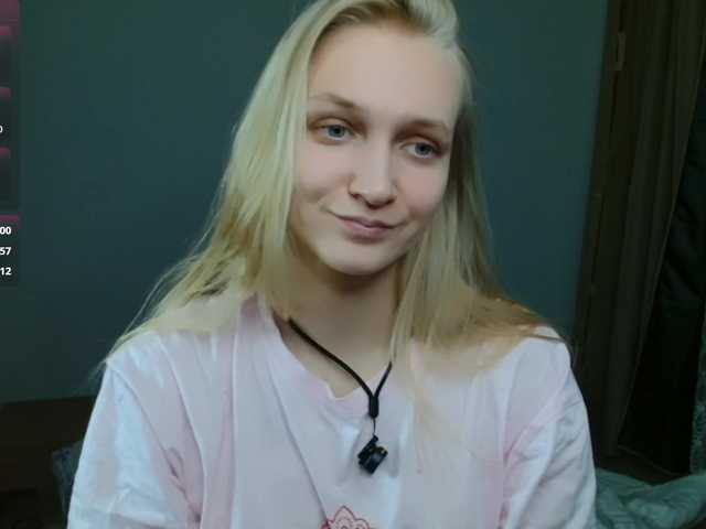 Alex-7595 live cam on BongaCams