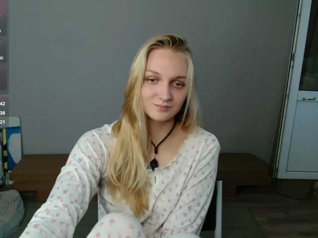 Alex-7595 live cam on BongaCams
