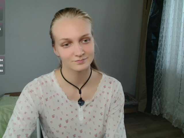 Alex-7595 live cam on BongaCams