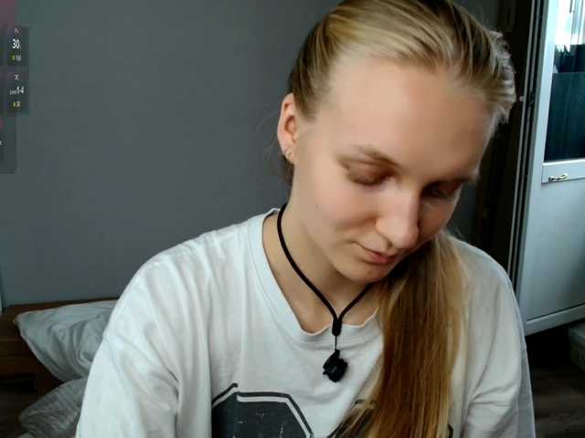Alex-7595 live cam on BongaCams