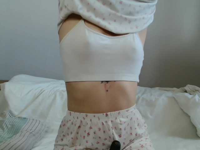 Alex-7595 live cam on BongaCams