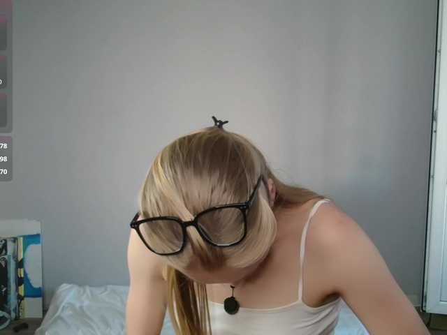 Alex-7595 live cam on BongaCams