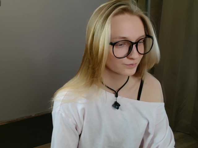 Alex-7595's BongaCams show and profile