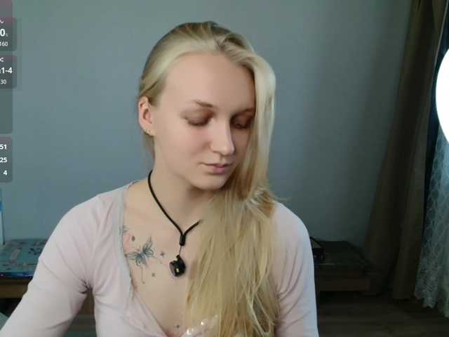 Alex-7595 live cam on BongaCams