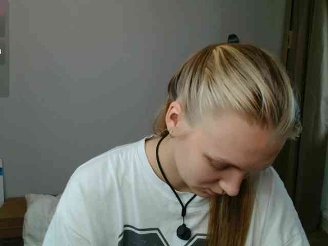 Angel1258 webcam