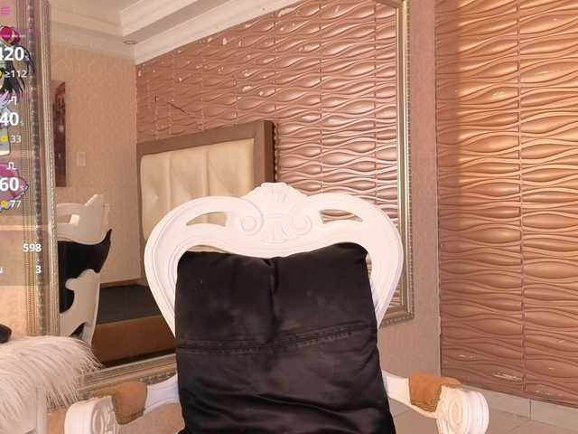 Miladiosa live cam on BongaCams