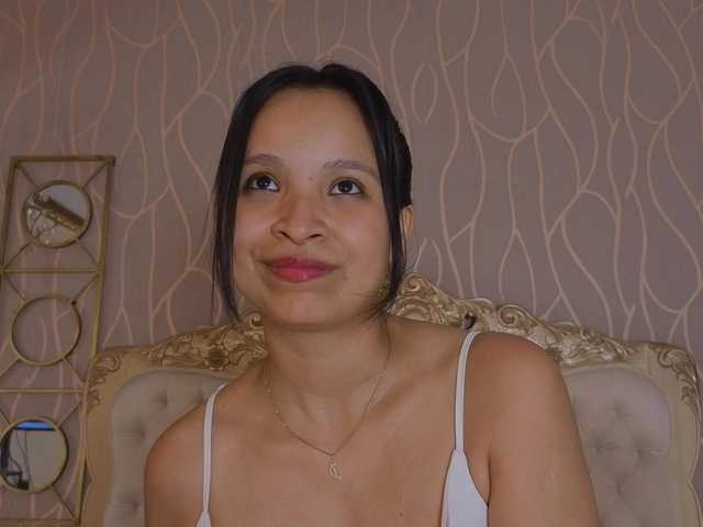Miladiosa Live Cam pe BongaCams