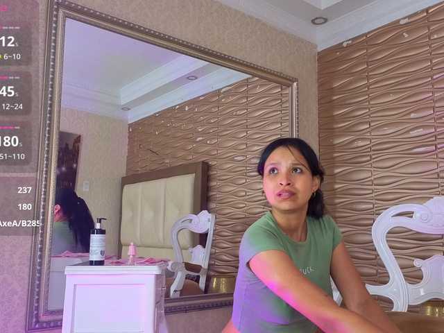 Miladiosa live cam on BongaCams